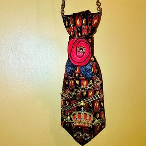 Colorful Patterned Necktie with Crown Design, +Real Leather Red Flower